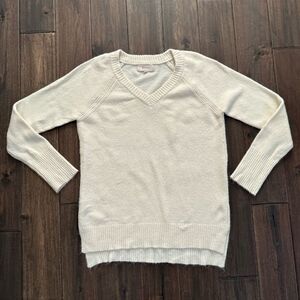 Becaal Winter White V-Neck Sweater S